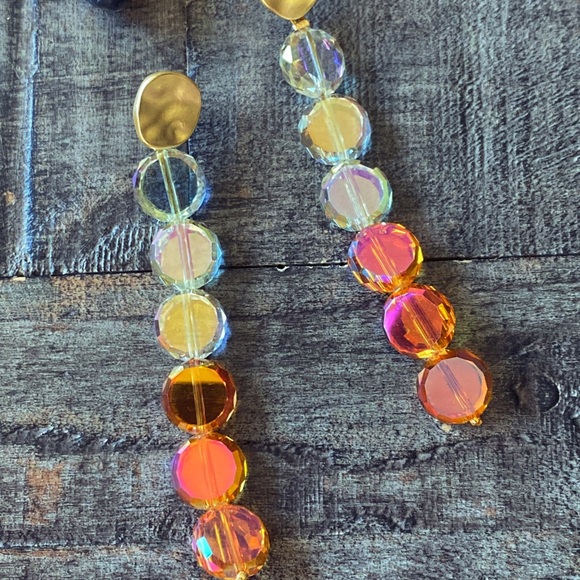 NEW Shades Of Sunset Dangle Earrings - Picture 8 of 11